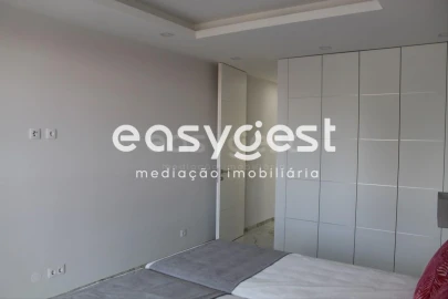 Apartamento T2 para Venda em Lagos (São Sebastião e Santa Maria)