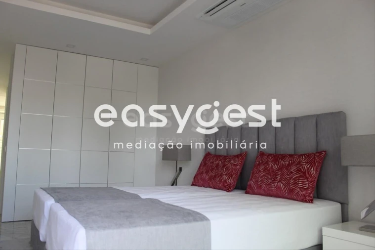 Apartamento T2 para Venda em Lagos (São Sebastião e Santa Maria) Foto 24