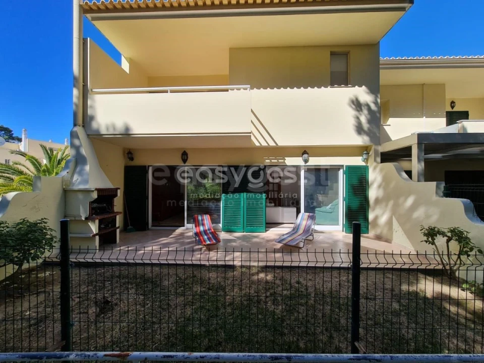 Moradia T2 para Venda em Quarteira Foto 10