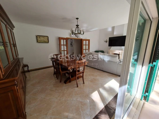 Moradia T2 para Venda em Quarteira Foto 13