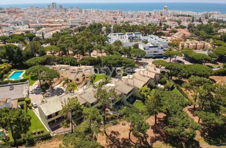 Moradia T2 para Venda em Quarteira Foto 20