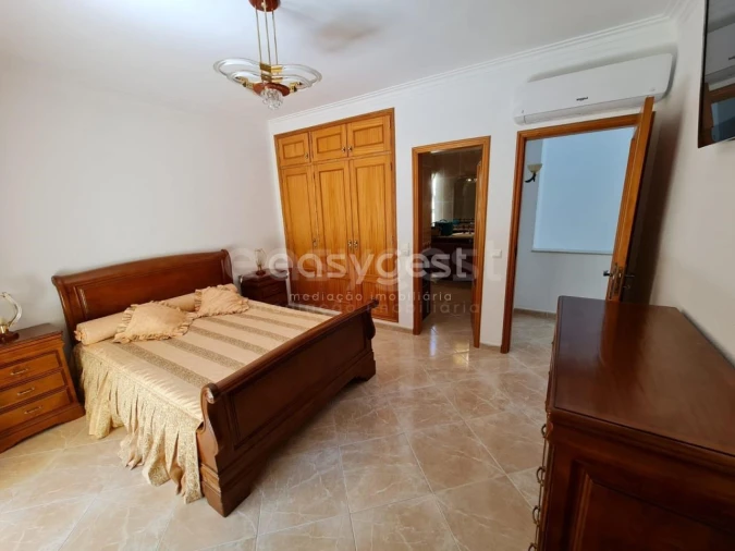 Moradia T2 para Venda em Quarteira Foto 23