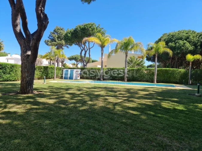 Moradia T2 para Venda em Quarteira Foto 33