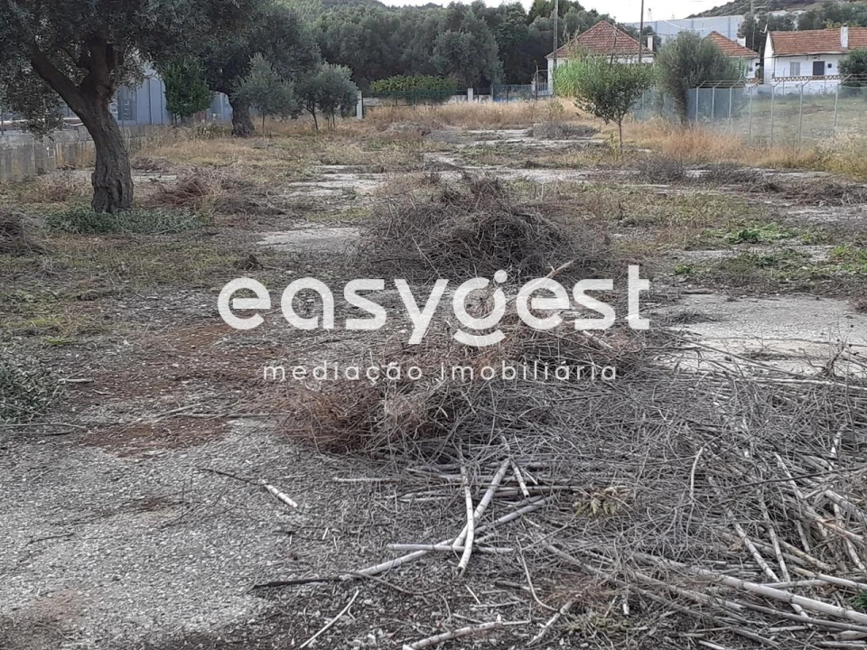 Terreno para Arrendamento em Alverca do Ribatejo e Sobralinho Foto 2