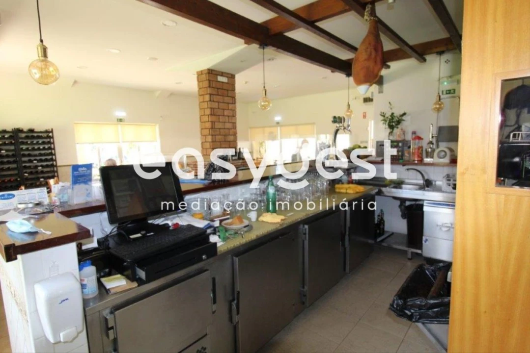 Negócio para Venda em Estômbar e Parchal Foto 9