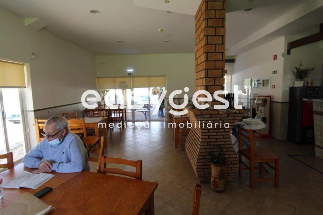Negócio para Venda em Estômbar e Parchal Foto 12