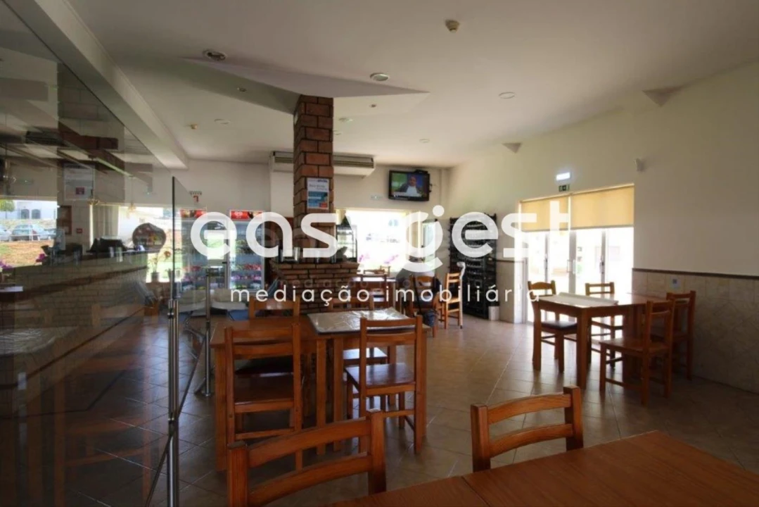 Negócio para Venda em Estômbar e Parchal Foto 14