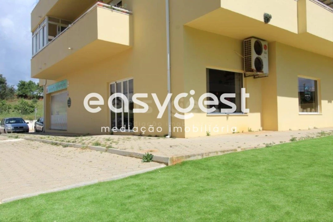 Negócio para Venda em Estômbar e Parchal Foto 21