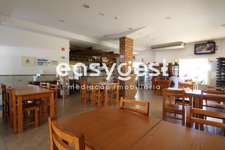 Negócio para Venda em Estômbar e Parchal Foto 13