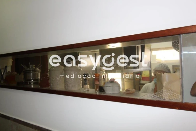 Negócio para Venda em Estômbar e Parchal Foto 25
