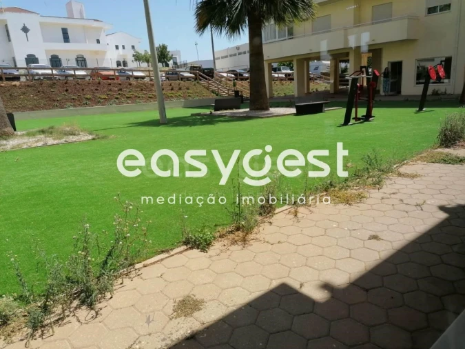 Negócio para Venda em Estômbar e Parchal Foto 35