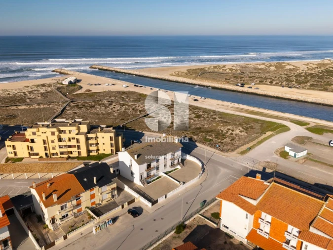 Moradia T6 para Venda em Vieira de Leiria Foto 6