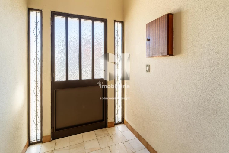 Moradia T6 para Venda em Vieira de Leiria Foto 10