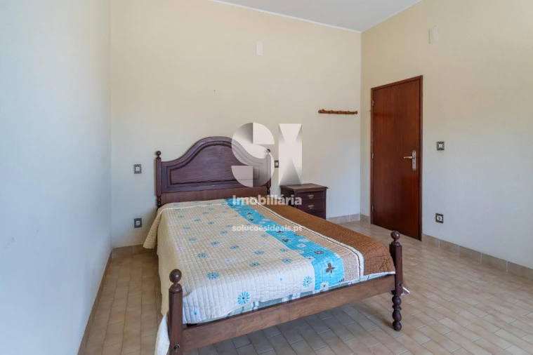 Moradia T6 para Venda em Vieira de Leiria Foto 12