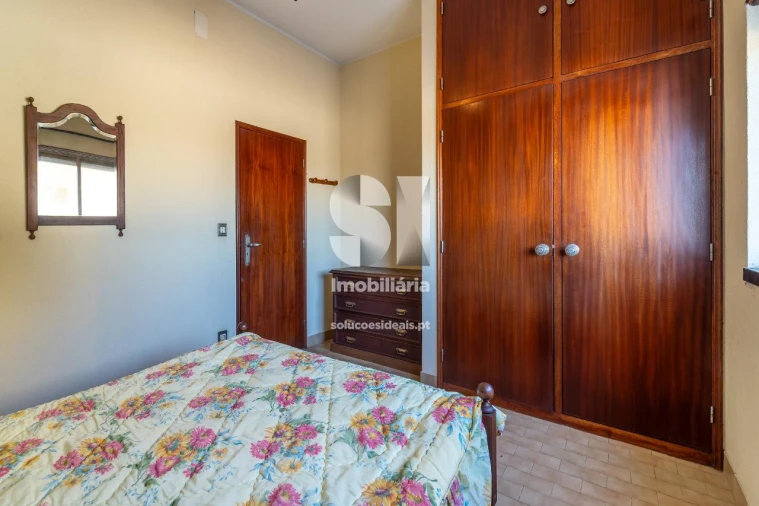 Moradia T6 para Venda em Vieira de Leiria Foto 16
