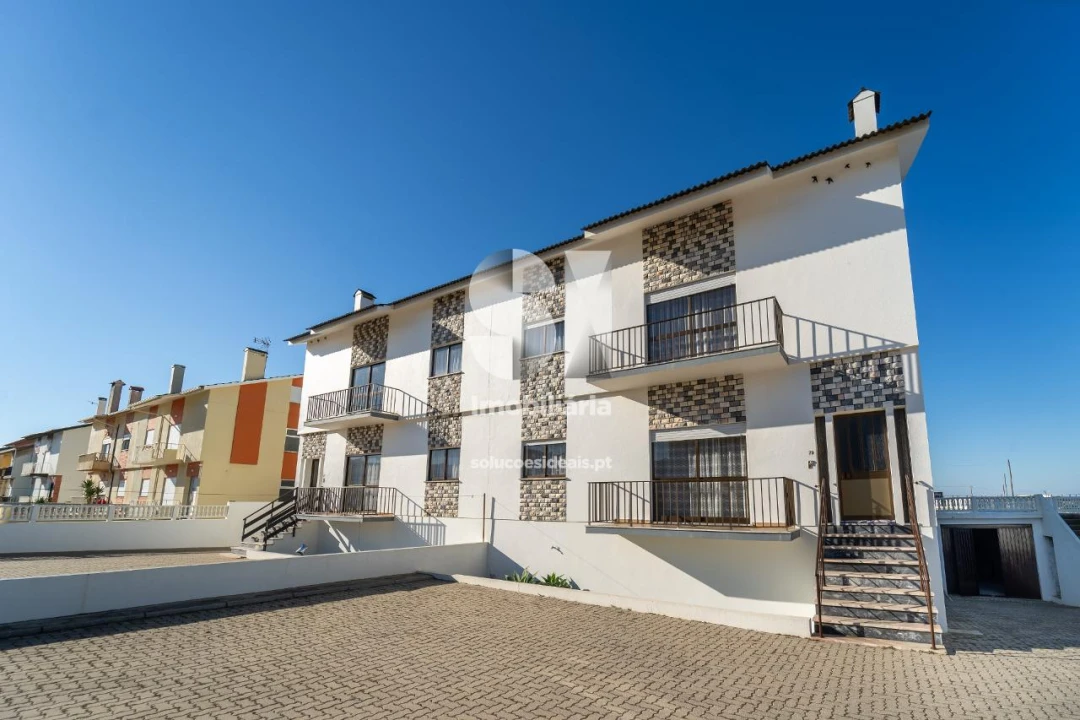 Moradia T6 para Venda em Vieira de Leiria Foto 7