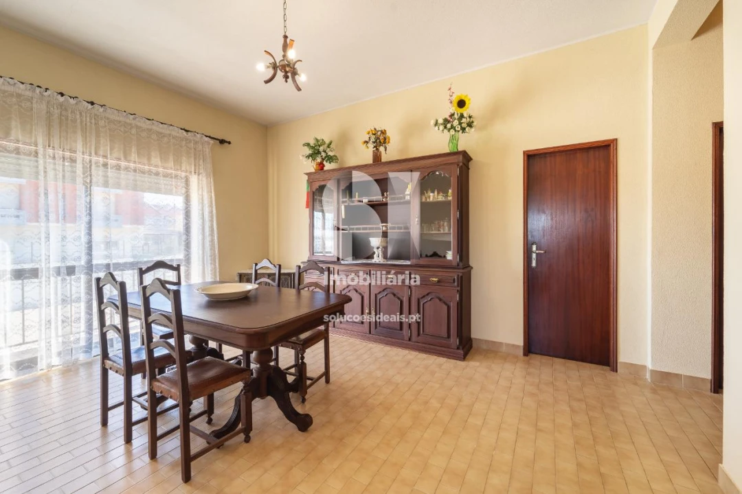 Moradia T6 para Venda em Vieira de Leiria Foto 26