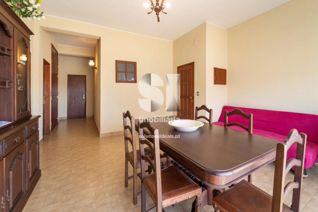 Moradia T6 para Venda em Vieira de Leiria Foto 28