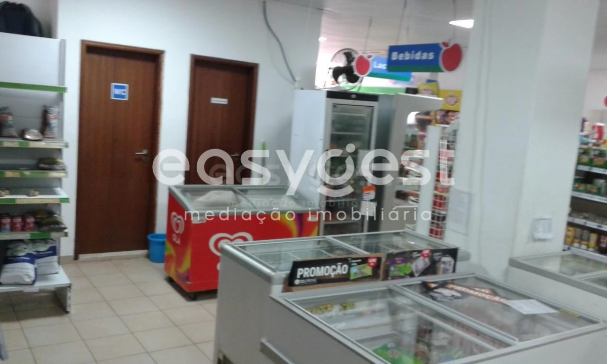 Loja para Venda em Alverca do Ribatejo e Sobralinho Foto 5