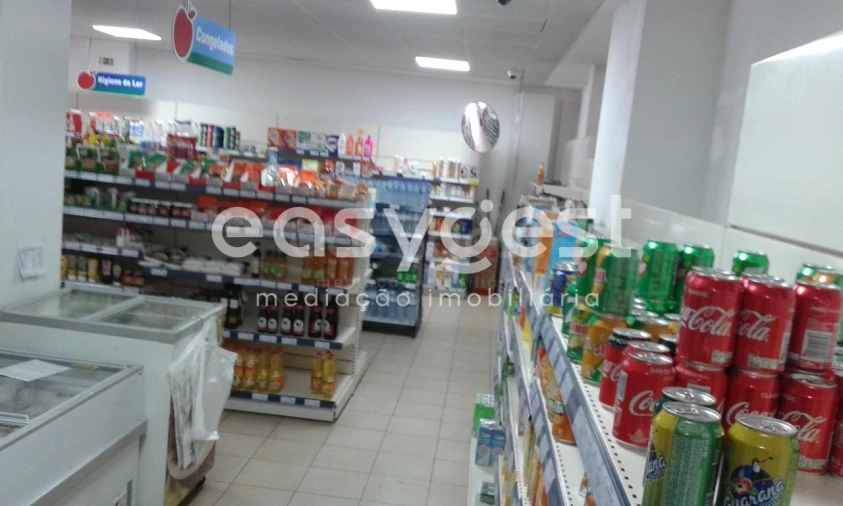 Loja para Venda em Alverca do Ribatejo e Sobralinho Foto 4