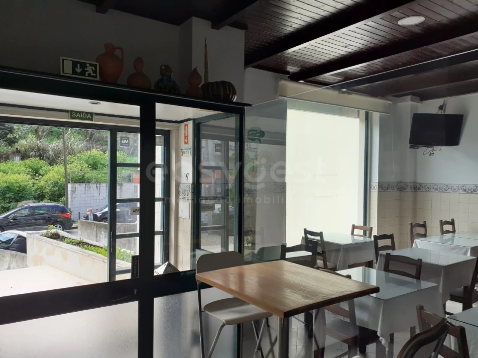 Loja para Venda em Alverca do Ribatejo e Sobralinho Foto 1