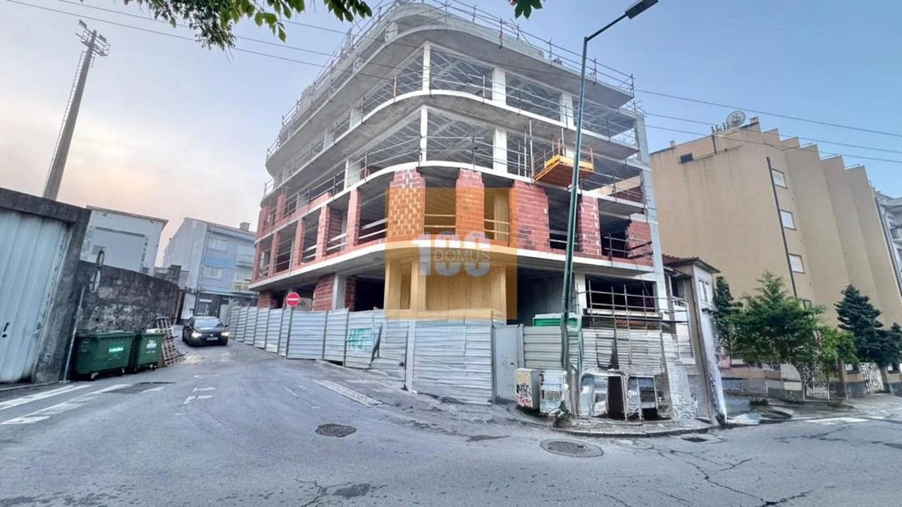 Apartamento T3 para Venda em Mafamude e Vilar do Paraíso Foto 20
