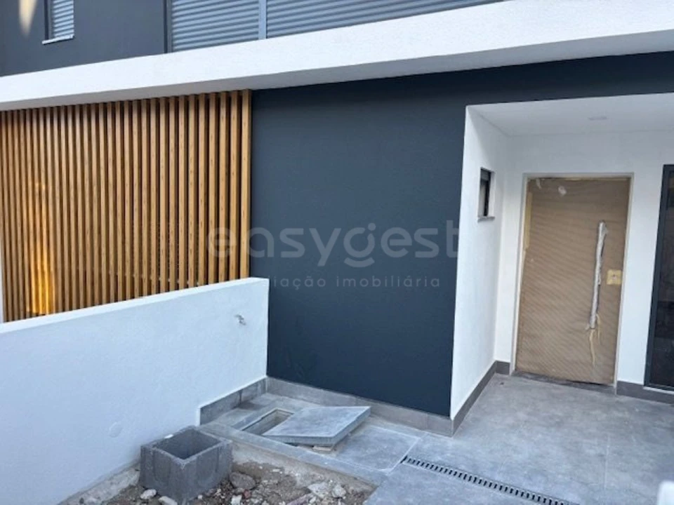 Moradia T9 para Venda em Loures Foto 7