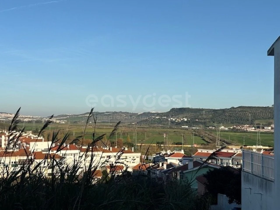 Moradia T9 para Venda em Loures Foto 10