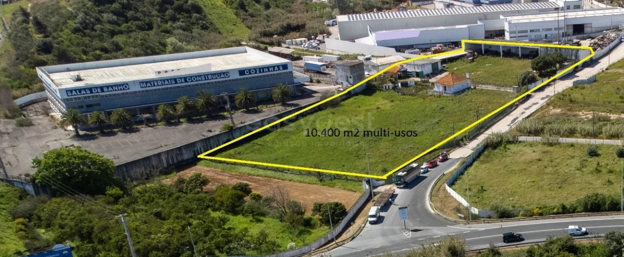 Terreno Comércio / Armazém para Venda em Alverca do Ribatejo e Sobralinho Foto 11