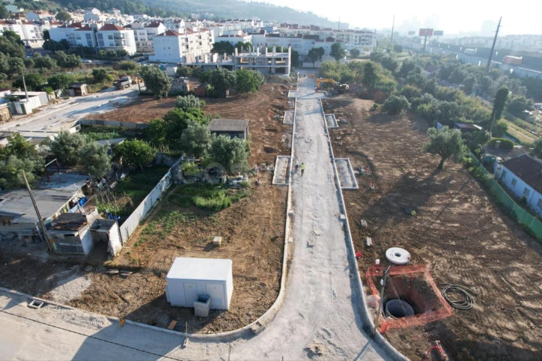 Terreno para Venda em Alverca do Ribatejo e Sobralinho Foto 2
