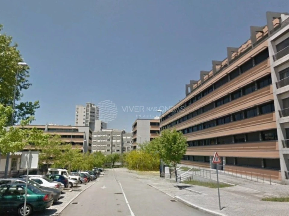 Escritório para Venda em Santa Marinha e São Pedro da Afurada Foto 1