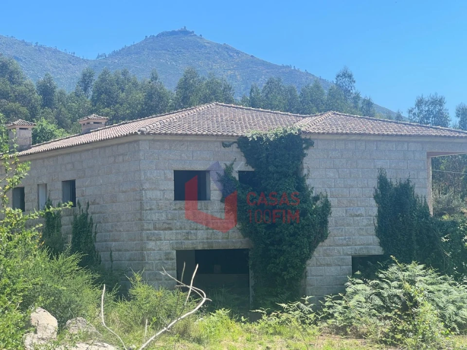 Quinta T3 para Venda em Atei Foto 3