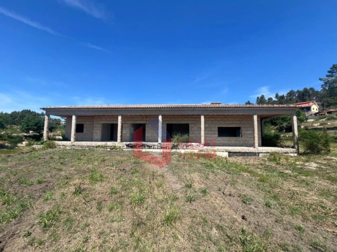 Quinta T3 para Venda em Atei