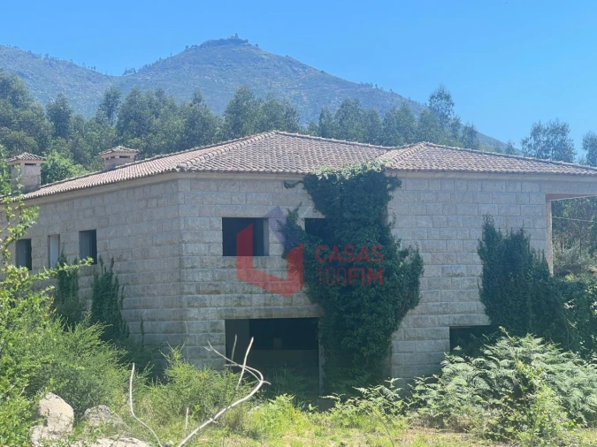 Quinta T3 para Venda em Atei Foto 3