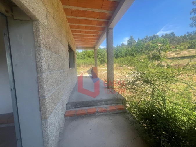 Quinta T3 para Venda em Atei Foto 14