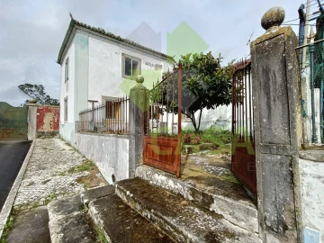 Moradia para Venda em Rio de Mouro