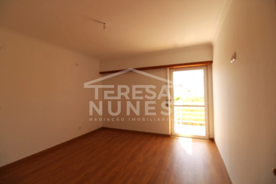 Moradia T3 para Venda em Sesimbra (Castelo) Foto 35