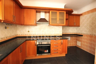 Moradia T3 para Venda em Sesimbra (Castelo)
