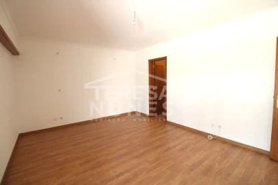 Moradia T3 para Venda em Sesimbra (Castelo)