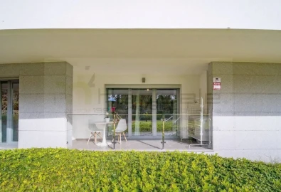 Apartamento T3 para Venda em Oeiras e São Julião da Barra, Paço de Arcos e Caxias