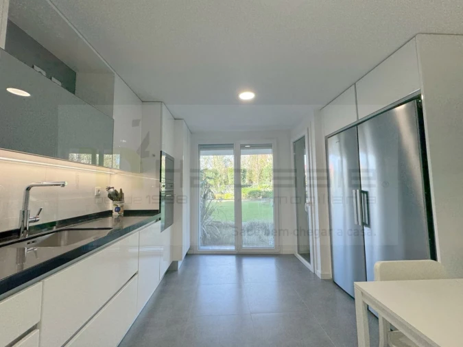Apartamento T3 para Venda em Oeiras e São Julião da Barra, Paço de Arcos e Caxias Foto 3