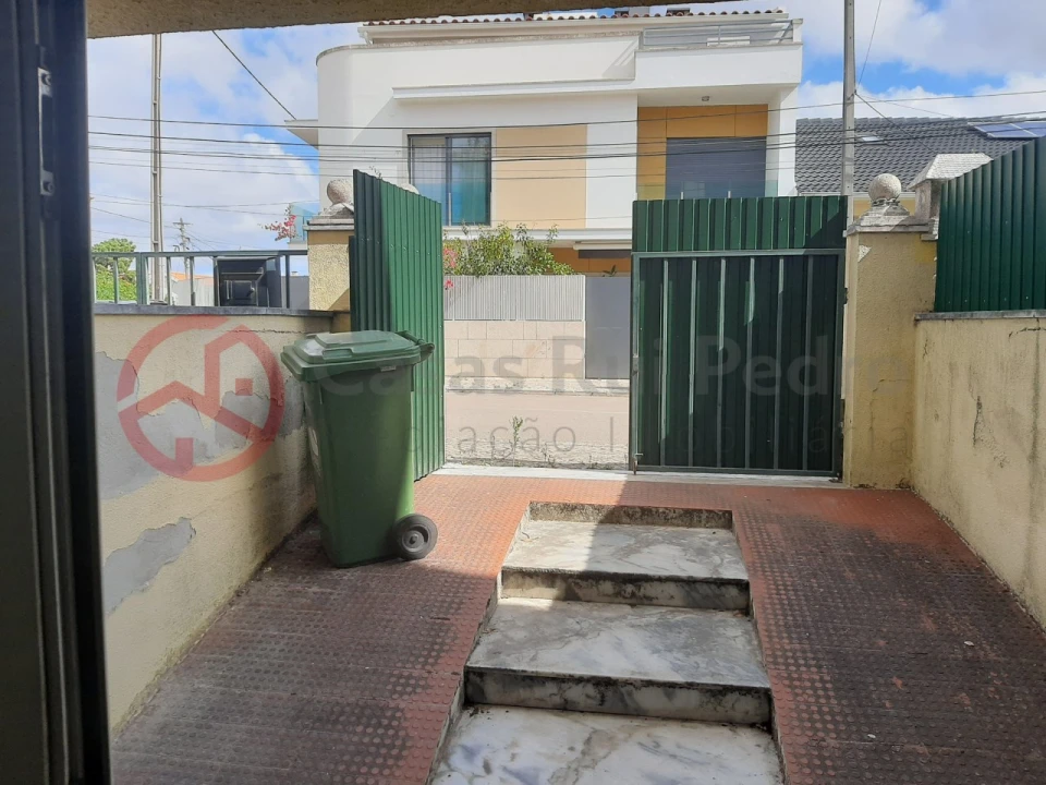 Loja para Venda em Corroios Foto 15