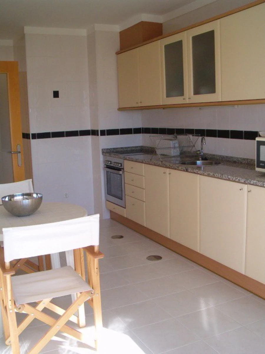 Apartamento T2 para Venda em Loivo Foto 8