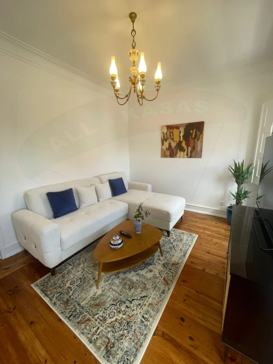 Apartamento T2 para Arrendamento em Mina de Água