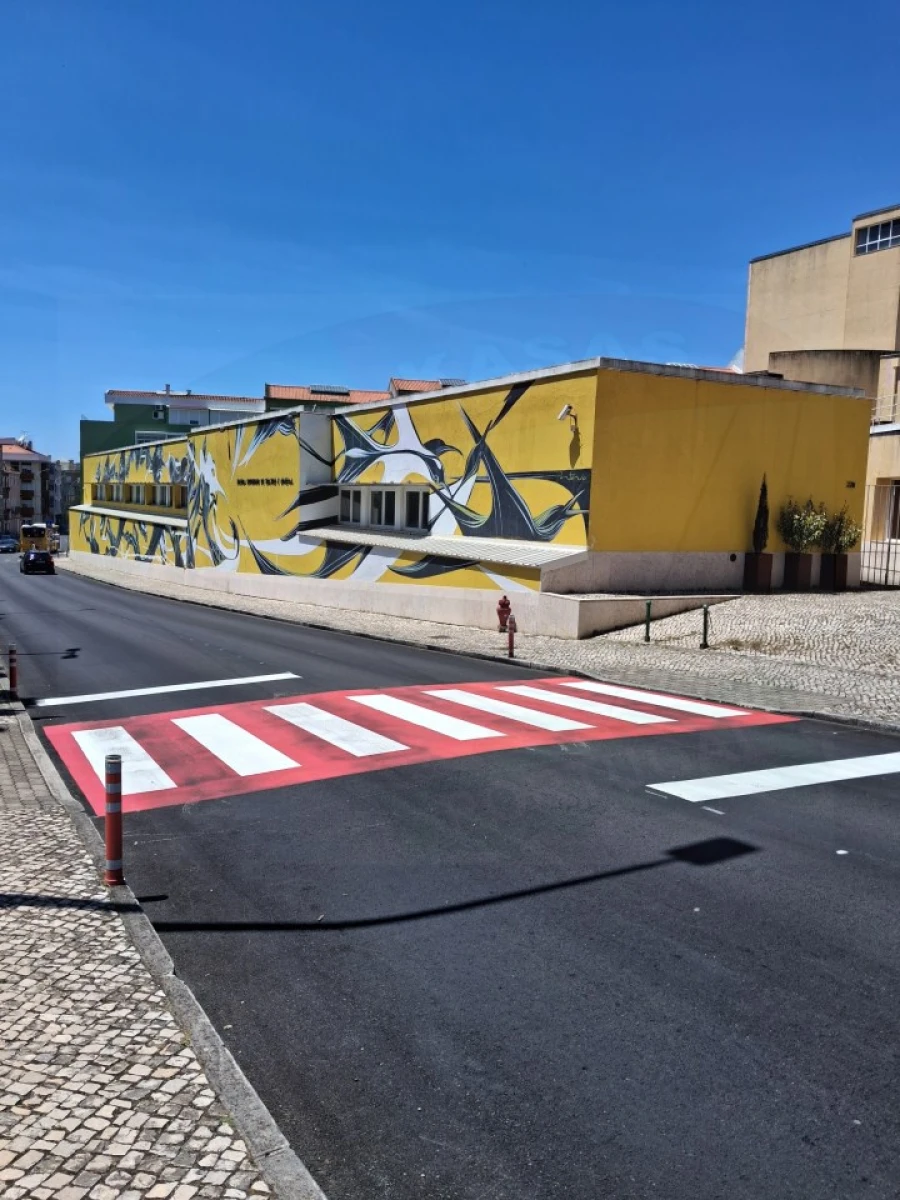 Apartamento T2 para Arrendamento em Mina de Água Foto 12