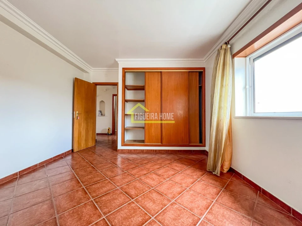 Moradia T4 para Venda em Abrunheira, Verride e Vila Nova da Barca Foto 14