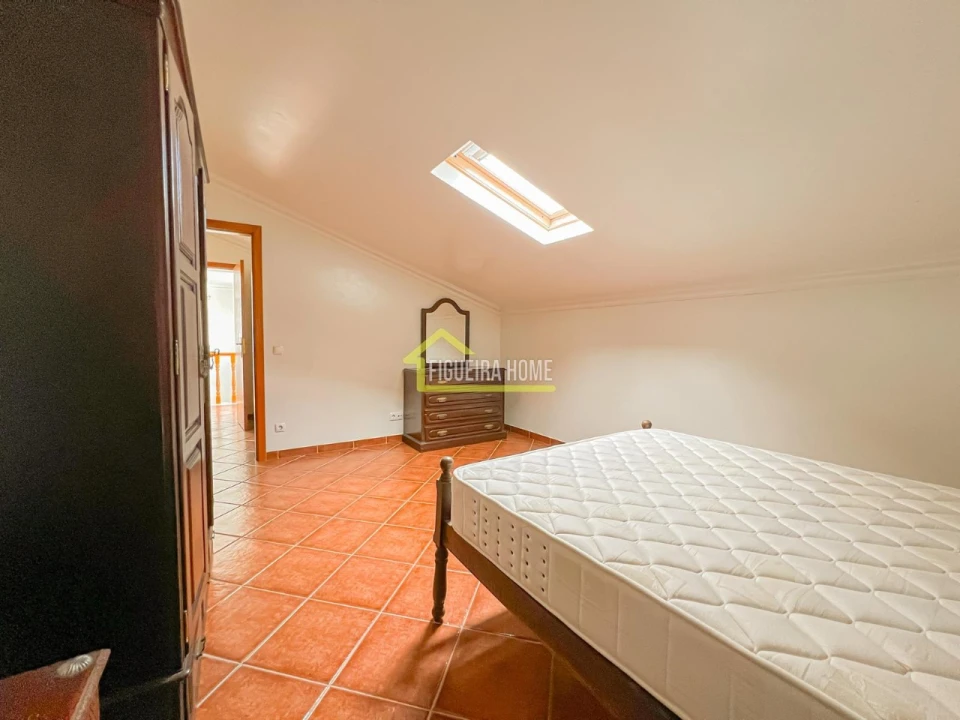 Moradia T4 para Venda em Abrunheira, Verride e Vila Nova da Barca Foto 44