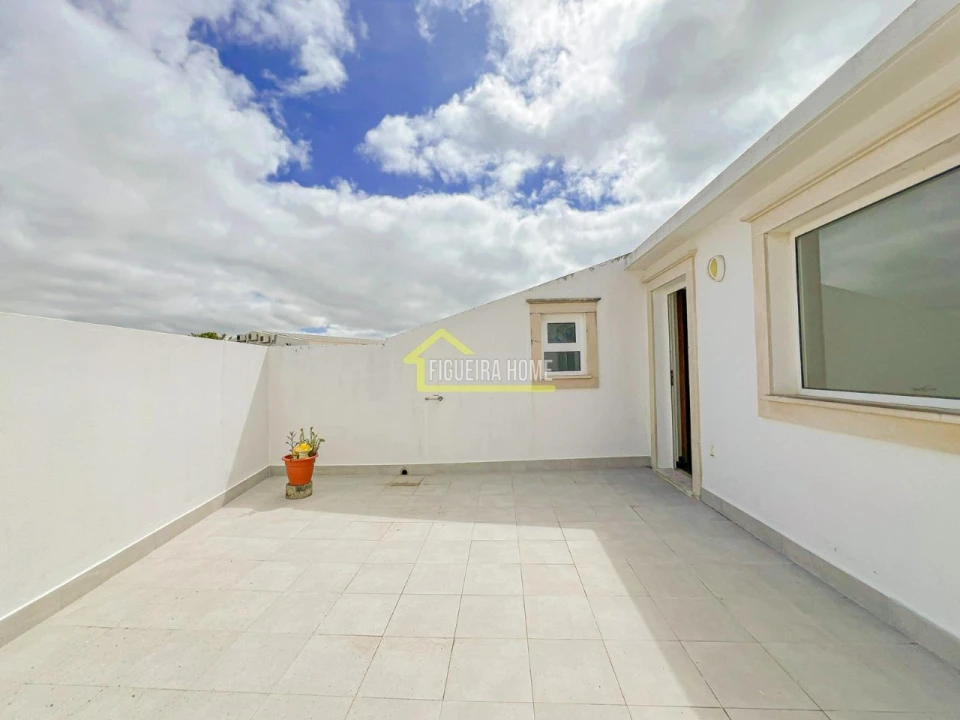 Moradia T4 para Venda em Abrunheira, Verride e Vila Nova da Barca Foto 54