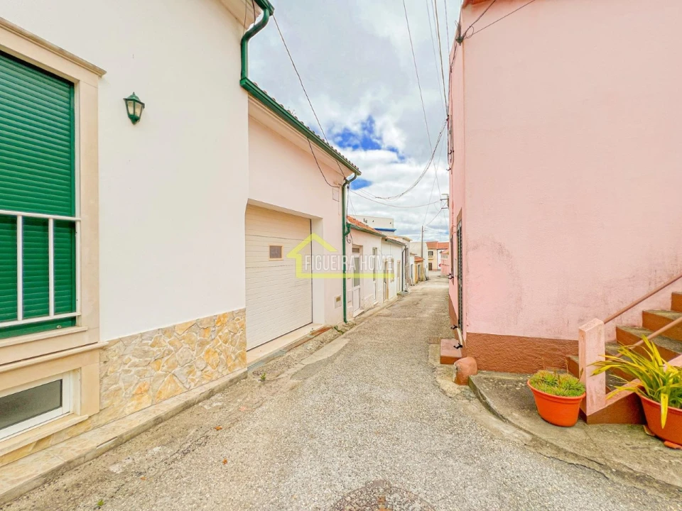 Moradia T4 para Venda em Abrunheira, Verride e Vila Nova da Barca Foto 55