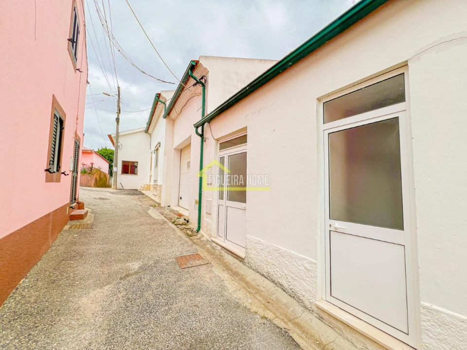 Moradia T4 para Venda em Abrunheira, Verride e Vila Nova da Barca Foto 57